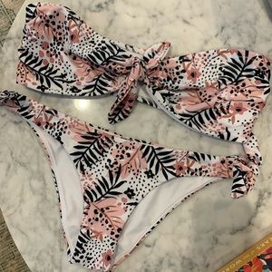 Never Worn MinkPink Bikini